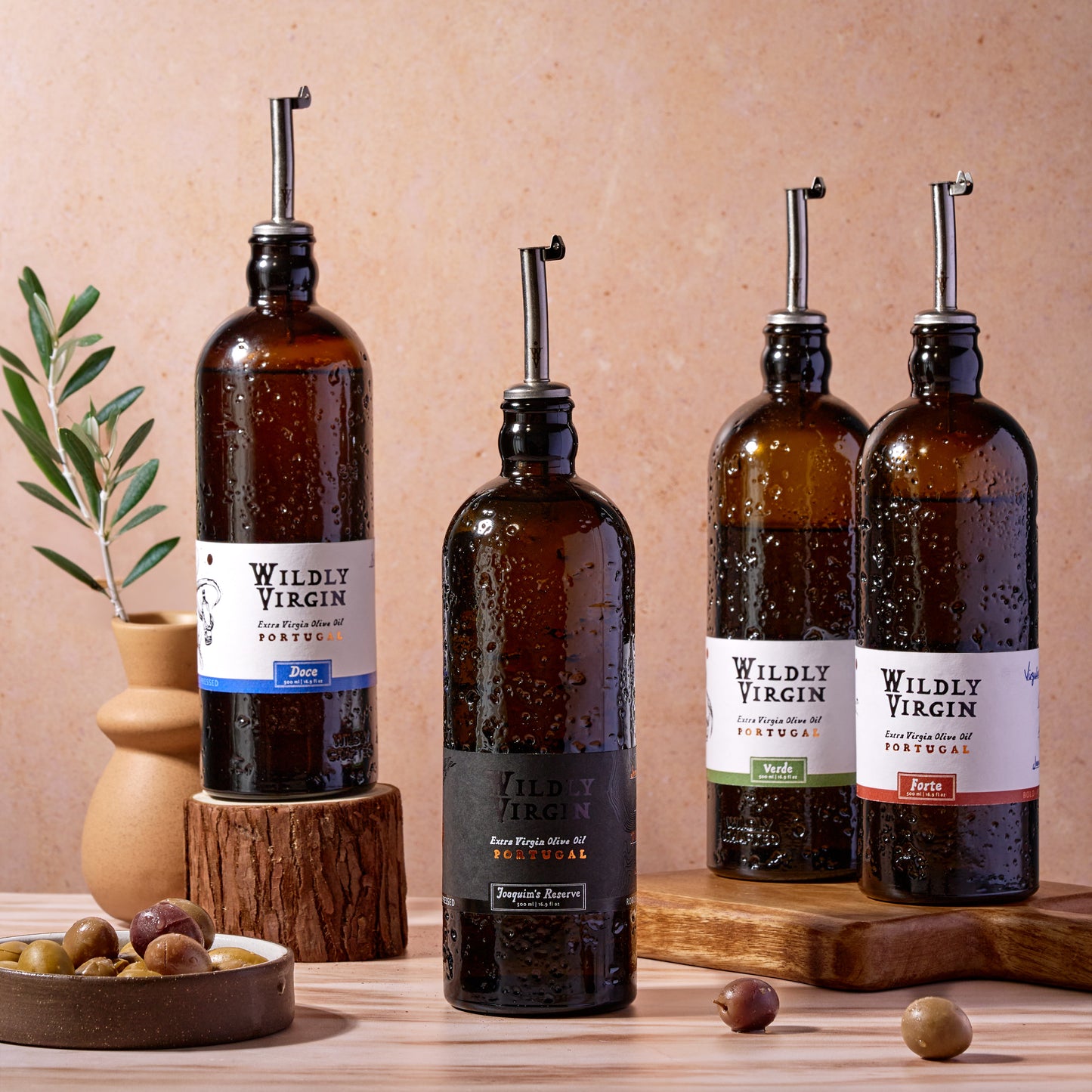 Full Harvest Set of four premium olive oils from Portugal, showcasing exceptional flavors and craftsmanship.